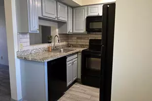 1810 E Blacklidge Dr, Tucson, AZ 85719 - Photo 7