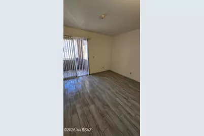 1810 E Blacklidge Drive #114, Tucson, AZ 85719 - Photo 11