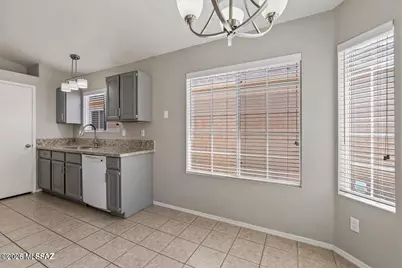 8142 N Millwheel Place, Tucson, AZ 85741 - Photo 11