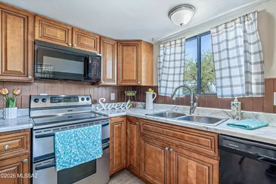 13810 E Candace Lane, Vail, AZ 85641 - Photo 5