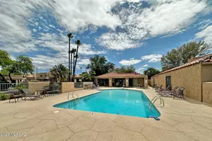 2985 E Winterhaven Dr, Tucson, AZ 85716 - Photo 29