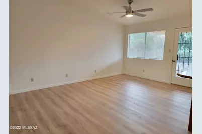 9689 N Donegal Place, Tucson, AZ 85742 - Photo 3