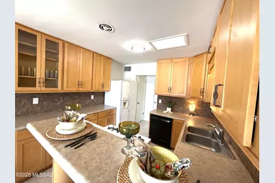 6660 E Koralee Drive, Tucson, AZ 85710 - Photo 11
