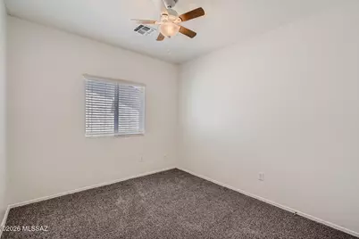 8437 W Green Kingfisher Lane, Tucson, AZ 85757 - Photo 15