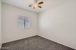 8437 W Green Kingfisher Ln, Tucson, AZ 85757 - Photo 15