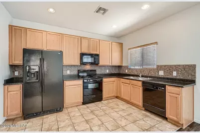 8437 W Green Kingfisher Lane, Tucson, AZ 85757 - Photo 5