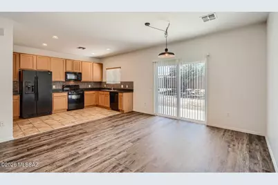 8437 W Green Kingfisher Lane, Tucson, AZ 85757 - Photo 3