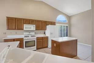 65643 E Desert Moon Ct, Saddlebrooke, AZ 85739 - Photo 15