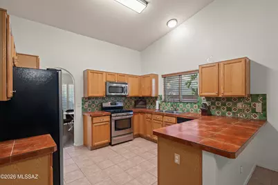 9687 E Banbridge Street, Tucson, AZ 85747 - Photo 13