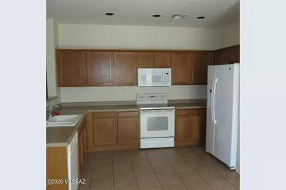5569 W Crimson Bluff Drive, Marana, AZ 85658 - Photo 3