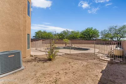 6330 E Sage Stone Street, Tucson, AZ 85756 - Photo 11