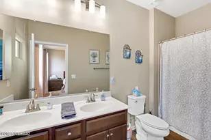 8638 N Genoa Ct, Tucson, AZ 85742 - Photo 7