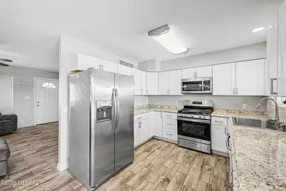 2071 W Merlin Road, Tucson, AZ 85713 - Photo 11