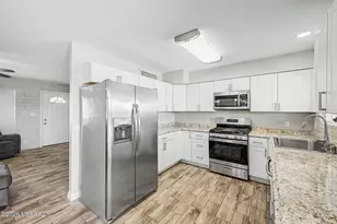 2071 W Merlin Rd, Tucson, AZ 85713 - Photo 11