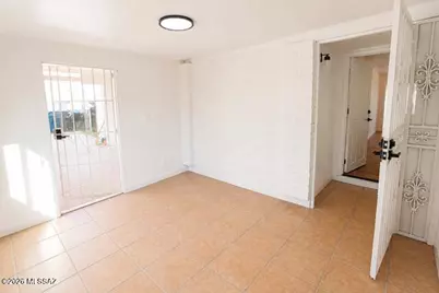 825 W Oahu Lane, Tucson, AZ 85756 - Photo 7