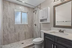 5418 E Hawthorne St, Tucson, AZ 85711 - Photo 13