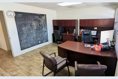 6103 E Grant Road, Tucson, AZ 85712 - Photo 11