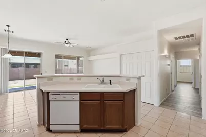 316 E Calle Mingo, Green Valley, AZ 85614 - Photo 9