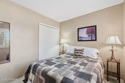 380 N Calle Del Brujo, Green Valley, AZ 85614 - Photo 25