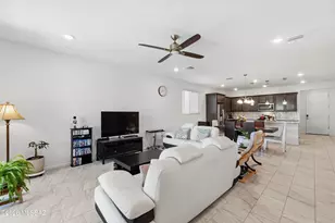 5716 S Bug Springs Loop, Tucson, AZ 85747 - Photo 3