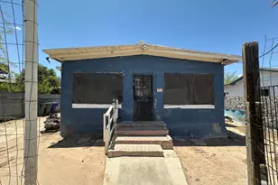 915 N Alder Ave, Tucson, AZ 85705 - Photo 1