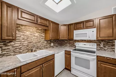 5819 E Rosewood Street, Tucson, AZ 85711 - Photo 5