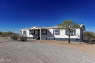 10983 N Coyote Cove Rd, Marana, AZ 85653 - Photo 1