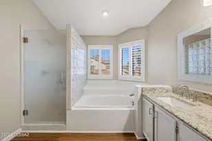 9845 N Meadow Flower Pl, Tucson, AZ 85742 - Photo 19