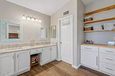 9845 N Meadow Flower Place, Tucson, AZ 85742 - Photo 23