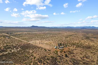 13201 S Falling Star Lane, Pearce, AZ 85625 - Photo 35