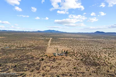 13201 S Falling Star Lane, Pearce, AZ 85625 - Photo 37