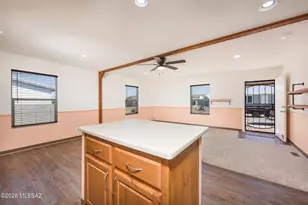 692 W Pony Express Ln, Benson, AZ 85602 - Photo 5