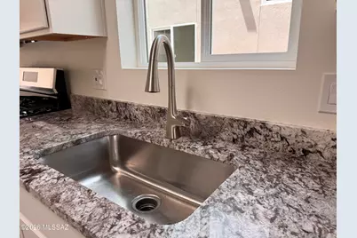 716 S Sky Ranch Road, Sierra Vista, AZ 85635 - Photo 7