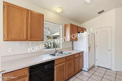 3752 W Sunbright Drive, Tucson, AZ 85742 - Photo 11