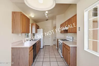 3752 W Sunbright Drive, Tucson, AZ 85742 - Photo 13