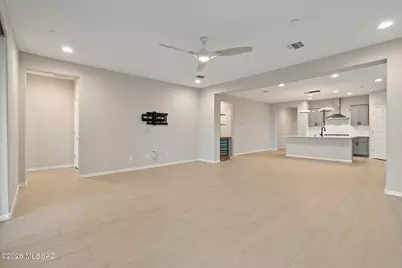8462 N Movie Pass Trail, Tucson, AZ 85743 - Photo 7