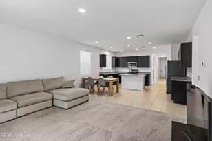 6484 E Via Jardin Verde, Tucson, AZ 85756 - Photo 19
