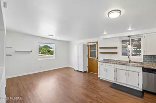 2441 W Wagon Wheels Dr, Tucson, AZ 85745 - Photo 11