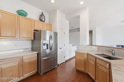 976 W Tenniel Drive, Green Valley, AZ 85614 - Photo 11