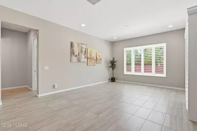 732 E Romsdalen Road, Oro Valley, AZ 85755 - Photo 9
