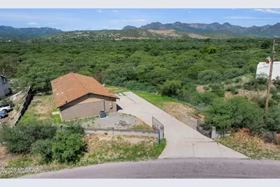 301 Circulo Silva, Rio Rico, AZ 85648 - Photo 3