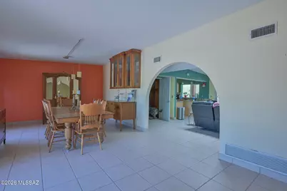 6520 E Calle De Amigos, Tucson, AZ 85750 - Photo 9
