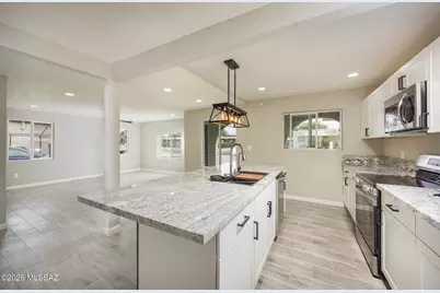 4243 E Los Robles Street, Tucson, AZ 85712 - Photo 9