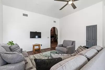 39955 S Horse Run Drive, Saddlebrooke, AZ 85739 - Photo 9