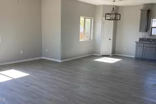 260 W 24th St, Tucson, AZ 85713 - Photo 3