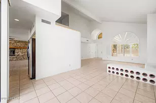 2874 N Marquise Ct, Tucson, AZ 85715 - Photo 9