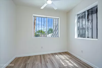 6932 E VÃ­a Dorado, Tucson, AZ 85715 - Photo 15