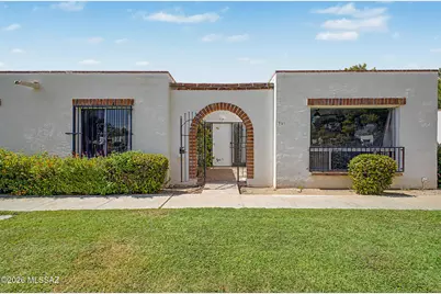 961 N Camino Las Solanas, Tucson, AZ 85710 - Photo 1