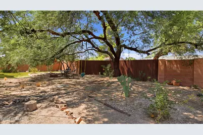 5449 E Burns Street, Tucson, AZ 85711 - Photo 25