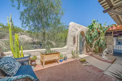 5239 N Tigua Drive, Tucson, AZ 85704 - Photo 3